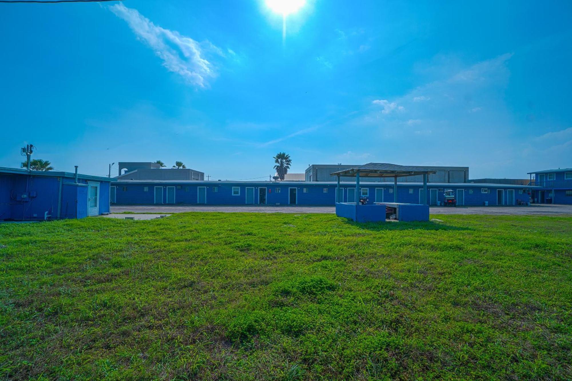 Monterrey Motel Padre Island, Corpus Christi By Oyo ภายนอก รูปภาพ