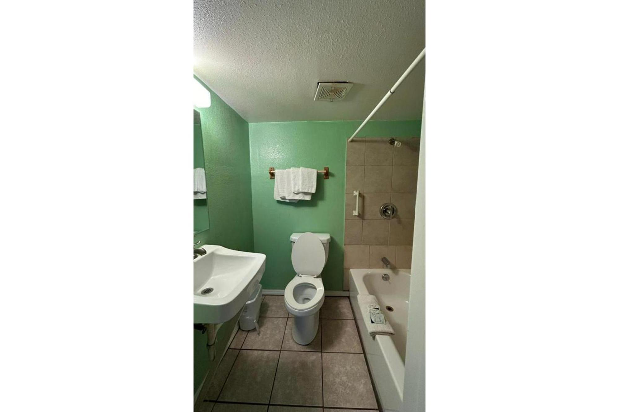 Monterrey Motel Padre Island, Corpus Christi By Oyo ภายนอก รูปภาพ